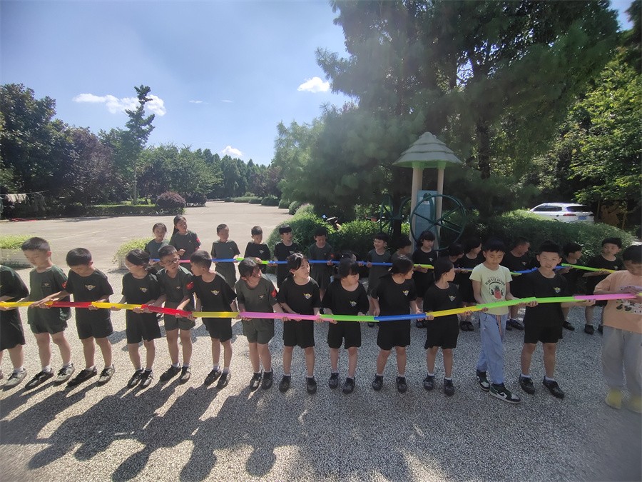 佛山五大青少年军事夏令营排名名单公布.jpg 佛山五大青少年军事夏令营排名名单公布.jpg