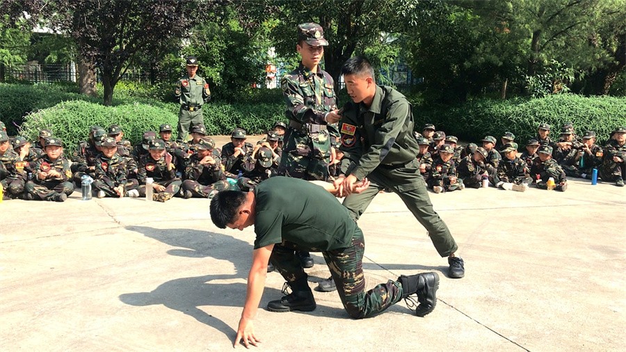 五大云南昆明叛逆孩子军事夏令营训练机构排名推荐.jpg
