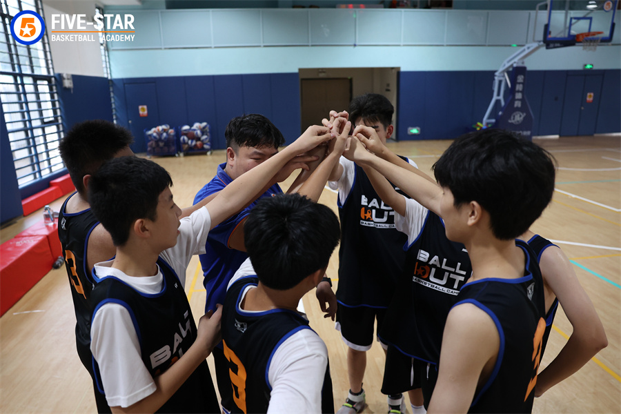 深圳排名前列的5大青少年篮球俱乐部名单出炉.jpg 深圳排名前列的5大青少年篮球俱乐部名单出炉.jpg