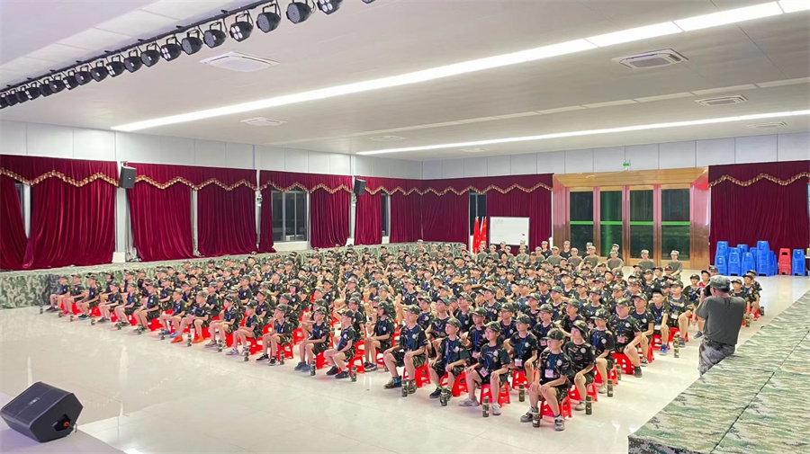 佛山军事夏令营费用价目表公布.jpg