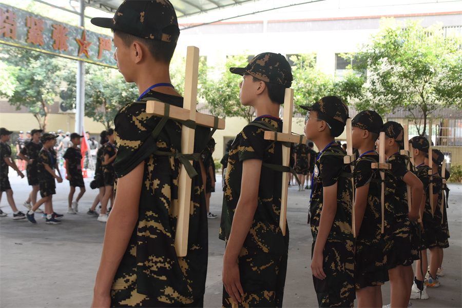 佛山五大厌学青少年暑假夏令营排名名单公布.jpg