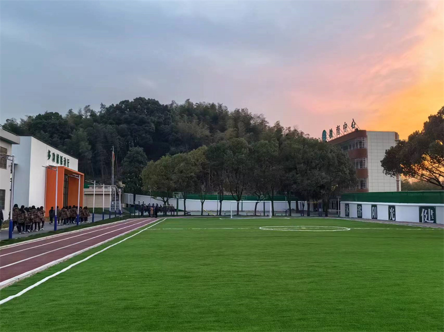 叛逆期孩子厌学逃学改造全封闭式学校十大名单-排行榜推荐