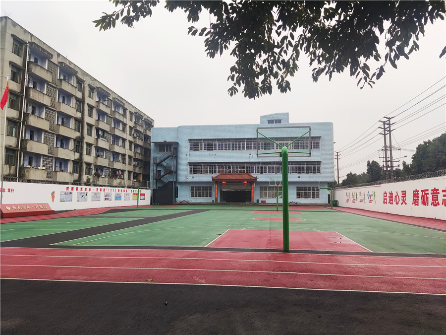 四川成都十大军事化管理封闭式叛逆孩子特训学校