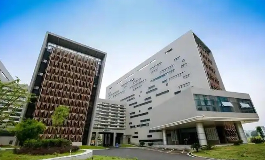 武汉理工大学国际本科4+0