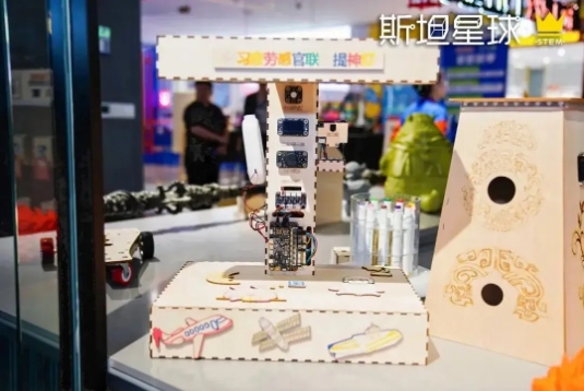 刷新全国纪录！斯坦星球14名学员晋级宋庆龄少年儿童发明奖国赛终评！ .jpg