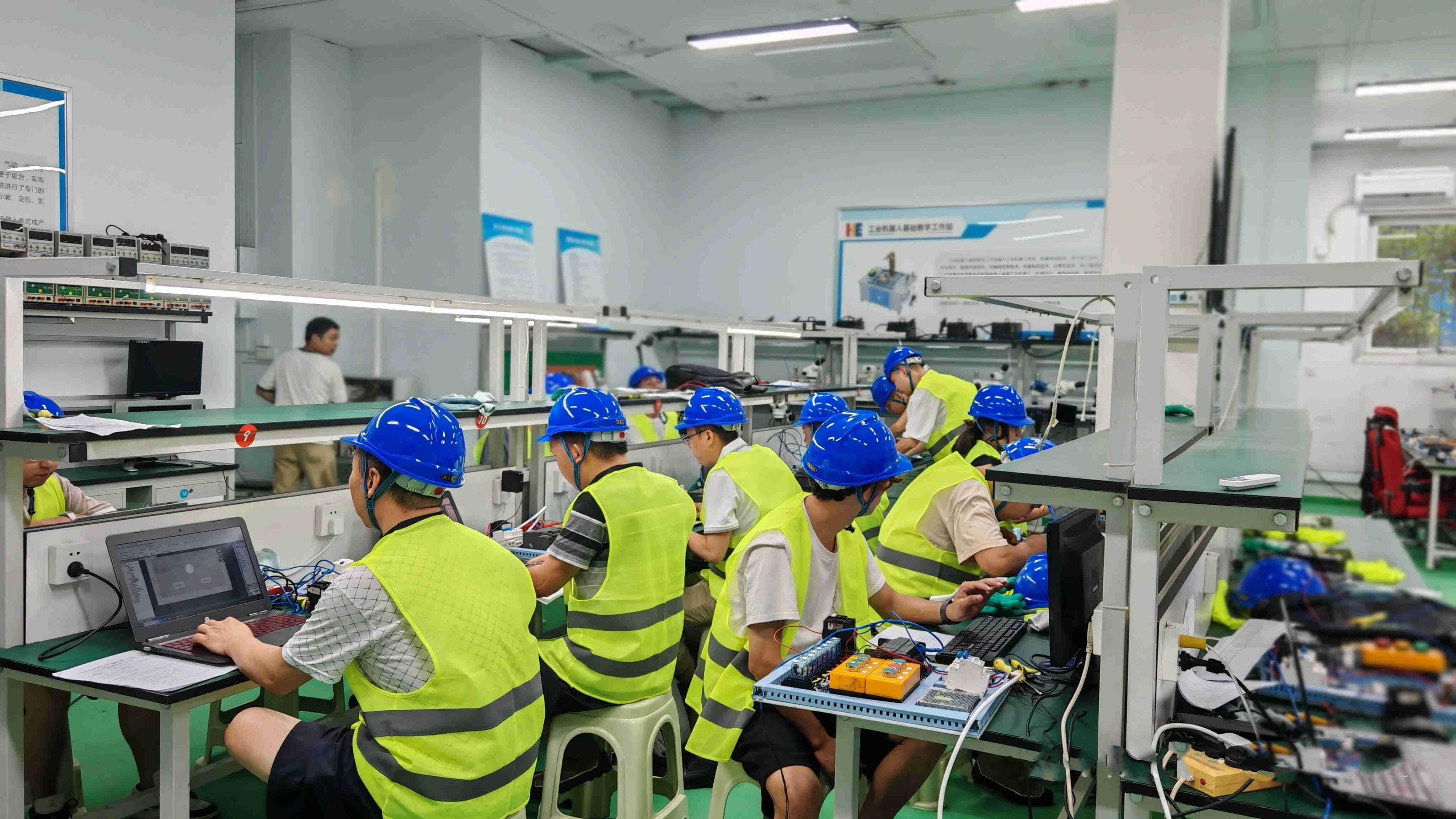 PLC编程与维护技能培训学校十大排行榜