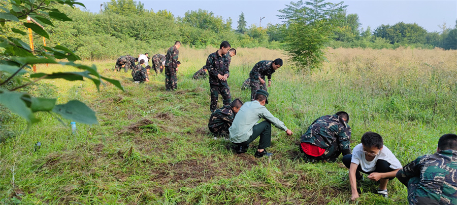 西安军培青少年素质特训基地课外体验课