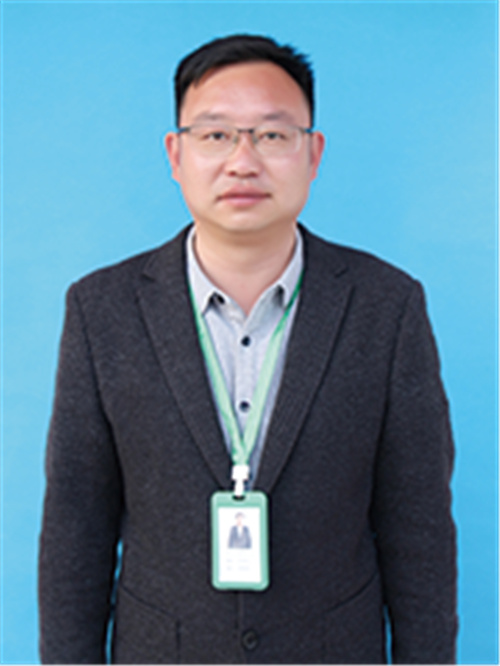 叛逆学校龚老师