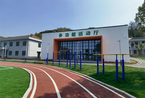 操场