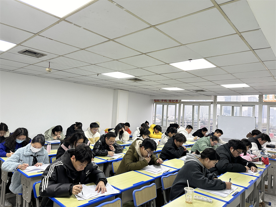志学优校区环境