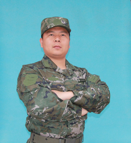济宁正苗启德叛逆期矫正学校教官