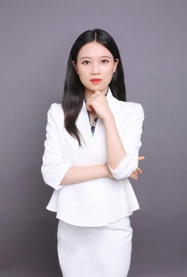 志学优培训学校曾老师