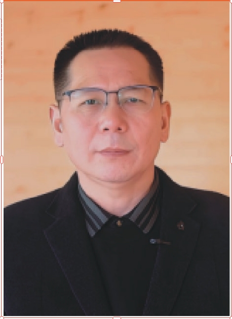 梅州芝麻中考复读学校岳校长
