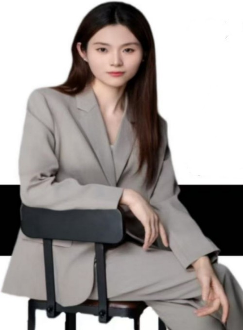 尤尼沃斯国际留学中心EVA LIN