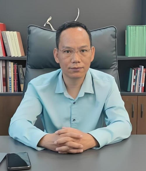 春蕾教育李彪