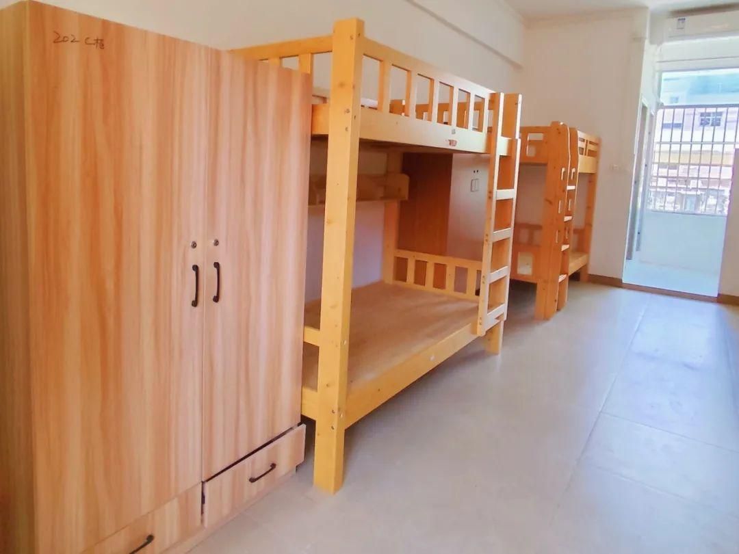 中考复读学校